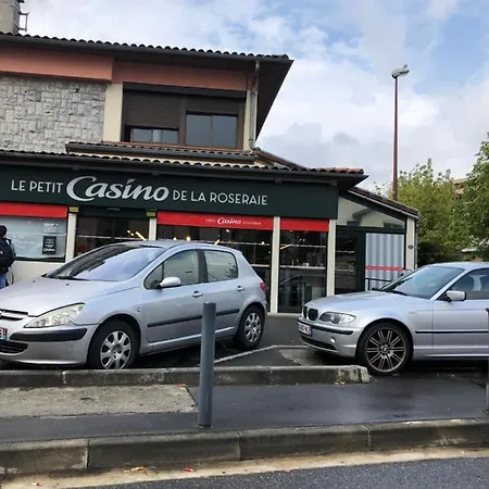 La Roseraie Toulousaine Avec Parking Prive 아파트 툴루즈