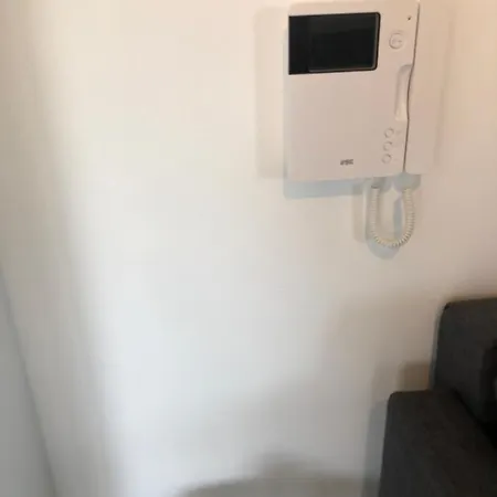 La Roseraie Toulousaine Avec Parking Prive * Тулуза